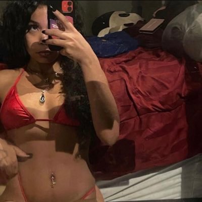 exteeley's profile picture. let me be your ecstasy 😚   im 19