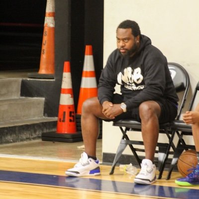 Athletic Director of San Jose Schools.
San Jose Prep - San Jose Early College @ Cecil. Head Boys Bball Coach. Dean of Students..