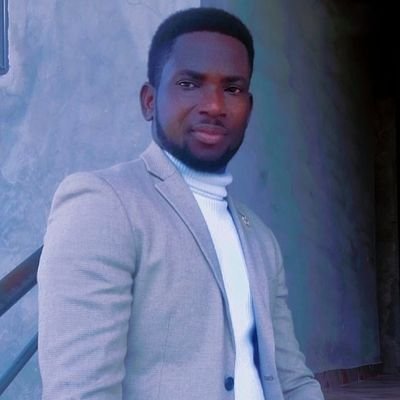 StepComOthi's profile picture. Am unique