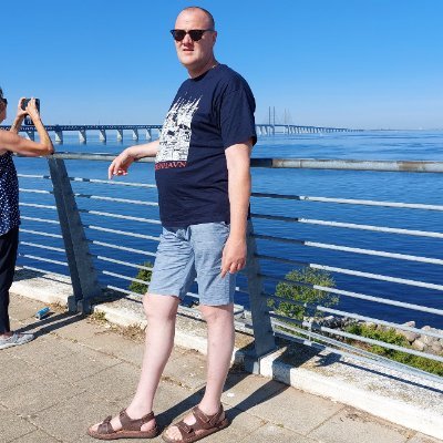 Hou van reizen en geniet van het leven. Volg mij en ik volg terug!