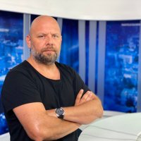 Dragan Maksimović(@knespoljac) 's Twitter Profile Photo