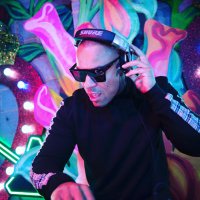 Alex Simmons (@alexsimmonstv) 's Twitter Profile