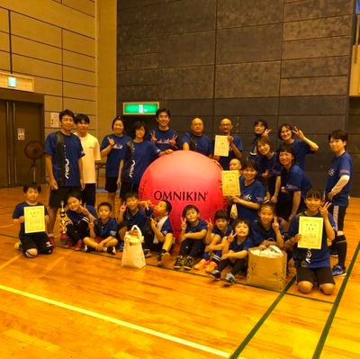 奈良県橿原市で活動しています。
キンボールスポーツチームteamO@K(チームオーク)です。
ジュニアからアラフィフまで親子の繋がりを大切にして楽しく活動しています。

キンボールスポーツに興味ある方はDMください。