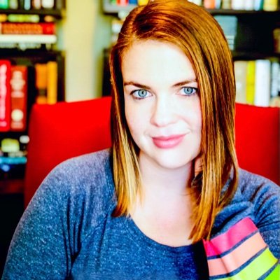 Author of SEVEN VOYAGES & MAGELLAN @MacmillanUSA | ‘21 & ‘17 Junior Library Guild Gold Standard Selections | J.D. Candidate @fordhamlawNYC | SCBWI 📚✨Wife Mom