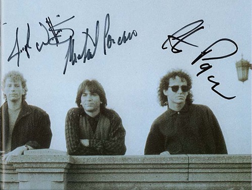 Lea_Fahrenheit's profile picture. Love TOTO, Journey, Steely Dan, Boz etc. I'm a big fan of TOTO, especially Steve Porcaro.🥰 He's my HERO!!! I'm a mom & a grandma. 「真田澪」は学生の頃からのペンネーム&ハンドルネーム