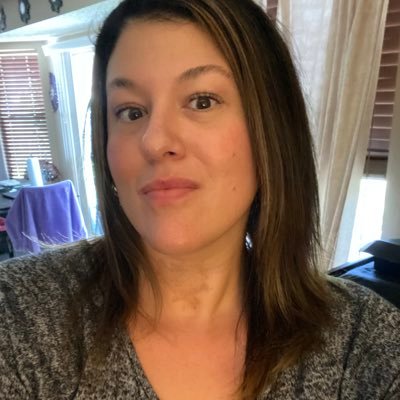 Evan’s mom #88 🙌 Work hard 💪 work smart 🧠 be healthy 🫀 be kind 🤝 be your best 🏆