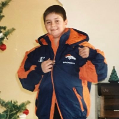 BLamb702's profile picture. 