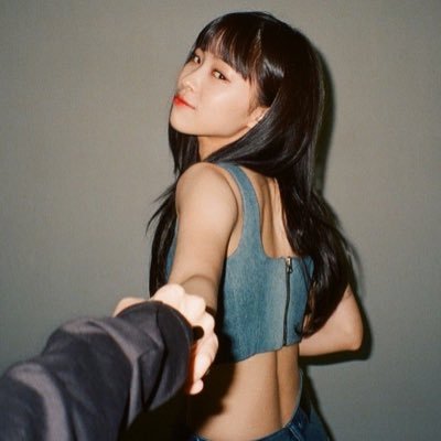 13 // funimate editor // not impersonating! // married to my bby ryujin // tt: hrtsjisung // main: @ncyeonszn