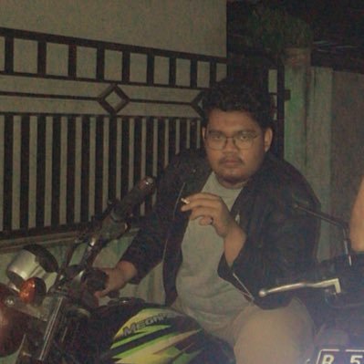 yangmuliaa_'s profile picture. Jangan lupa salam.