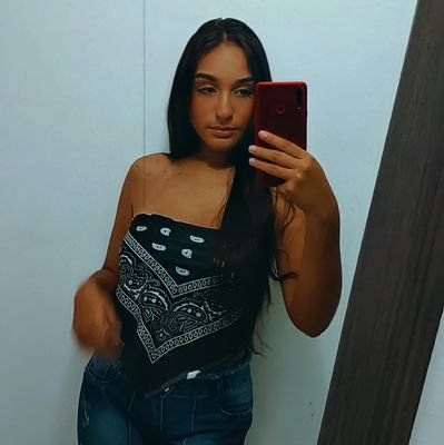 _fernandsxx's profile picture. só tô aqui pra saber das fofocas  😝