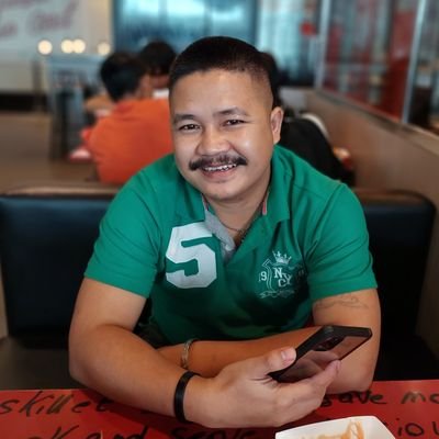73inone's profile picture. 