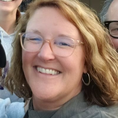 tinanoelPR's profile picture. 