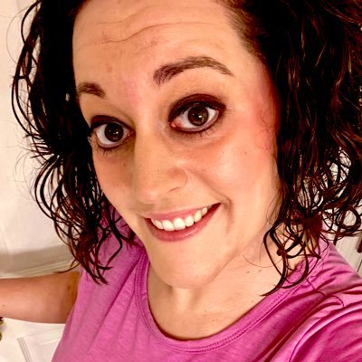 Instructional Technology Coach 👩🏻🏫 @SDLancaster, Formed 2nd Grade Teacher ☄️, Certified Apple Learning Coach 👩🏻💻, Seesaw Ambassador 💙, Mom 👨👩👦