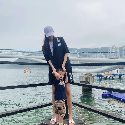 MahoganyNelson6's profile picture. Reading, gym, yoga, travelling