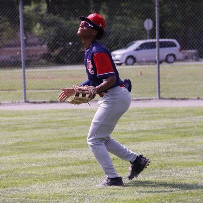 Gelyn Boling Chicago, IL Class 2024 Baseball⚾️/5’11 170 Ibs/ Outfielder/ 4.6GPA/ #Uncommitted https://t.co/SPih36v3sk