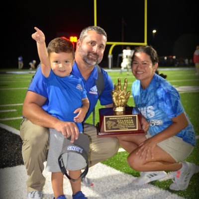 Husband to beautiful wife, father to perfect son. HC @PTRFootball 10X State Champion Football/Track Coach. 4X @ArmyAllAmerican Coach. @USAFootball Coach.