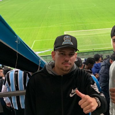 Nunca foi sorte, sempre foi Deus 💫 ▪️ Geral do Grêmio 🇪🇪 ▪️23y▪️Quadrilha da Tele 🏍️