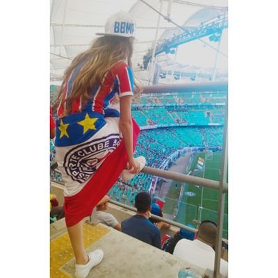 Amante do futebol &
Apaixonada pelo Esporte Clube Bahia &
Crítica dos dois!!
🌟
VOZ,
CLAMOR,
VIBRAÇÃO,
GLÓRIA,
HISTÓRIA!!
🌟