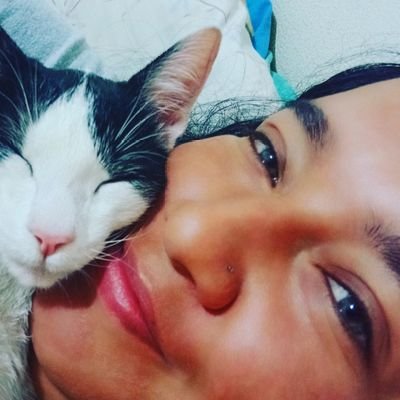 yvonne_ac's profile picture. Lo que conocemos de las personas son solo pequeños fragmentos de sus vidas!..   https://t.co/azsfmAawhD // https://t.co/lhJuFL6TFu