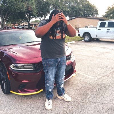 I push buttons to Create dope Music & Beats 🌓 💎😈 🎹 Producer • Engineer • Artist 🚀 Studio owner @spaceapestudios Cred|TWayne|Hitco|Freebandz|| DerrickM |