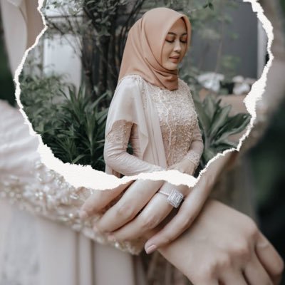 IndrastiB's profile picture. MD