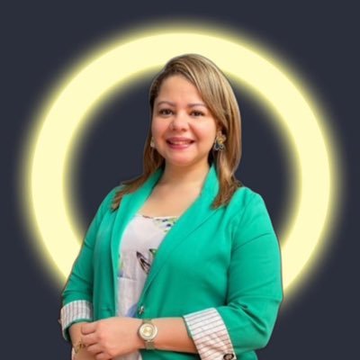 Coincidir con personas que te hagan ver cosas que tú no ves, que te enseñen a mirar con otros ojos 💫