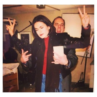 Here4theEndgame's profile picture. Just here waiting for two old cops to get their sh*t together while obsessing over them through ff. It's a healthy addiction.