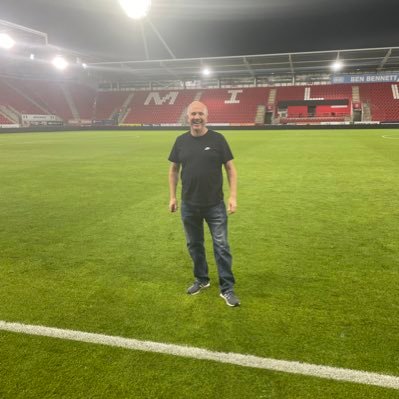 Verve “I’m a lucky man” beautiful wife 2 children Freelance football commentator/contributor BBC Squad Goals BBC Radio Manchester/Stoke Radio Alty/Alty TV ⚽️🎙️