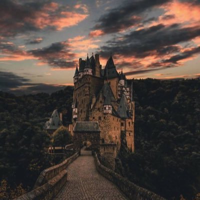 _lkarimo_'s profile picture. 