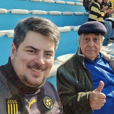 fujii_uy's profile picture. Soy normal hasta que agarro confianza