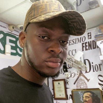 ike_mora1's profile picture. I am a clown 🤡