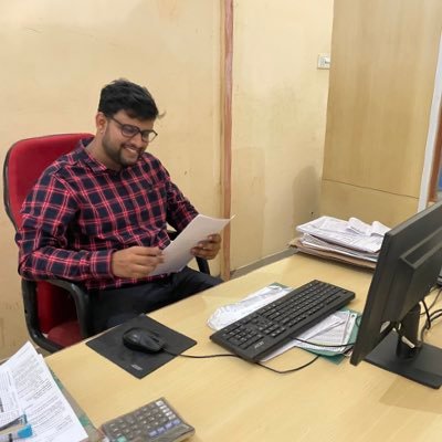 social strategy & implementation.. need to bring change.. will work selflessly for my country.🇮🇳