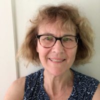 Anne Pitcher (@annepitcher2) Twitter profile photo