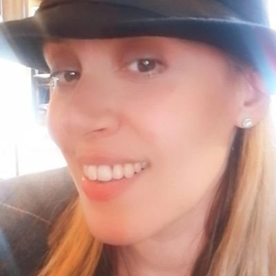 Michella7's profile picture. Writer, reader, dog lover, and yep, #BikiniKhan’s modelista 🎨👩🏼‍🎨 | Tagline: Believing is seeing! | Instagram: michelladossantos