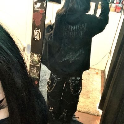 GUTZGUTZZGUTZ's profile picture. obslove acc, edtwt and shtwt as well