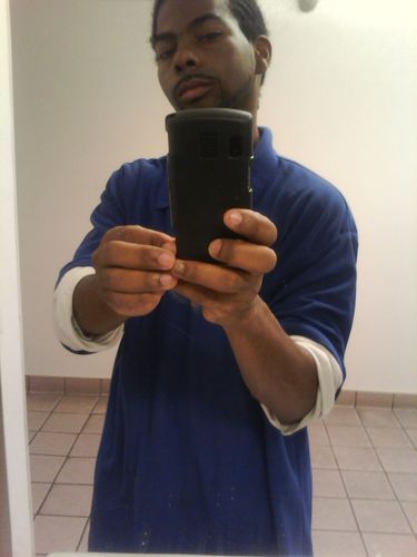 youngrel30's profile picture. rapper/ who u gon roll wit the future is me young boss move units like my nigga jay-z