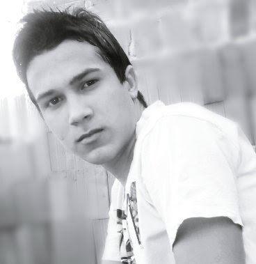 GRAVADOR E DIVULGADOR, ! ... TWITTER GERIDO PELA #EQUIPELEOCDS E PELO PROPRIO @ADIMCDSQUIXADA ! A3 ENTRETENIMENTO
