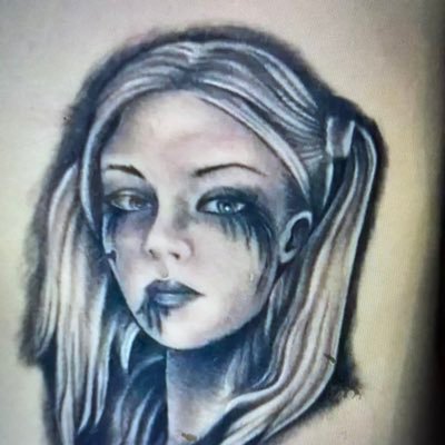 broken1amy's profile picture. I am .....Me, don't know anyone else to be!