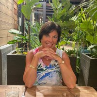Beth Bianchi (@bethbianchi) 's Twitter Profile Photo Beth Bianchi (@bethbianchi) 's Twitter Profile Photo
