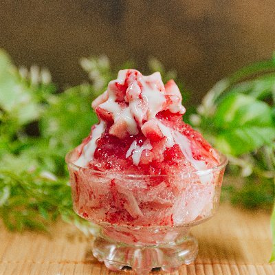 長崎の氷屋が作るプレミアムかき氷!天然水で作る美味しい氷を使用。思案橋電停すぐのところで7月オープンしました!昼はかき氷専門店。夜は居酒屋営業ですがかき氷も注文できます。フォローして頂けたら、キャンペーン情報などご提供します!長崎の方はどうぞ宜しくお願いします!
■営業時間
昼 13時~17時
夜 19時~居酒屋営業