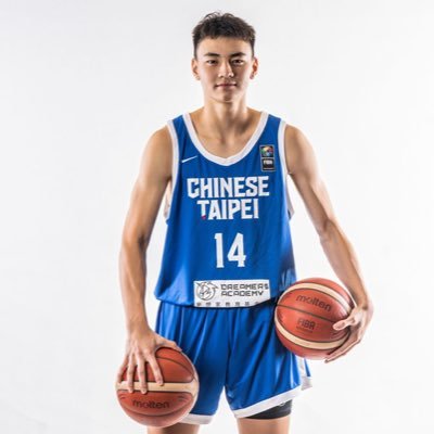 Richard's mother. Richard Fu, 6’5, 175lbs, Teays Valley’23 🏀GPA4.0,https://t.co/TdWxP4gLCN Jersey Number :00 (681) 587-0707