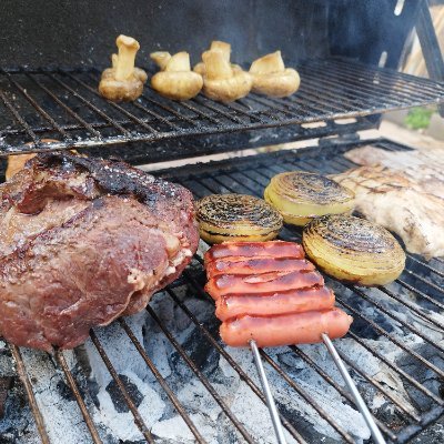 M_DiazSilva's profile picture. Al final, la vida se trata de amar a la familia por sobre todo