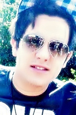 ' Enquanto houver um sorriso em meu rosto , haverá uma esperança na minha vida @luansantana , te amo gordo mais lindo do universo =') Follow-me ?