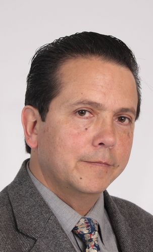 Soy Ingeniero Electrónico,con Postgrado en Bioingeniería.
He hecho investigaciones en generacion de altos voltajes y campos magnéticos.