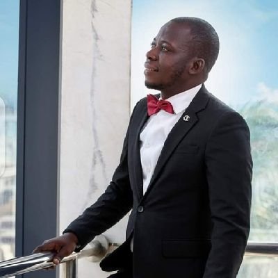 EdunPeter01's profile picture. IG:@realtorgee_oflagos|
Real Estate Broker|
An unstoppable champ|
God dependant|