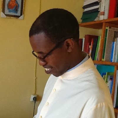 Umupadiri wa Diyosezi Gatolika ya Kabgayi/Priest of Catholic Diocese of Kabgayi