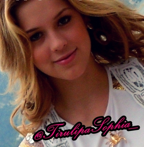 **Fc dedicado a @Sophiaabrahao** Oficializado por: @Augusto_Garcia_, @EduardoPires1.
Desde: 26/09/11
