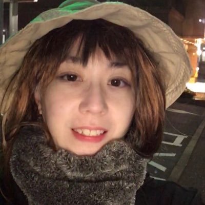 サブ垢ですけど、ほぼ本垢です。嫁さんも娘も女装公認 してます‼️本垢はこちら⇒@jcjR62ASjw7u5Wb