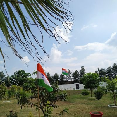 👨‍🌾farmer! sports lover 🏏, ⚽, and olympic. 
Nation first, Love my country 🇮🇳