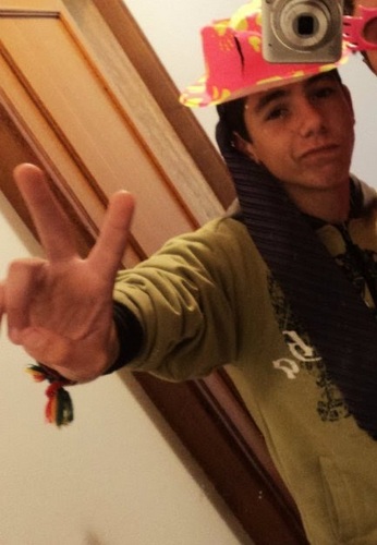 - add o orkut aew ;)  http://t.co/DPJq1QwtLQ